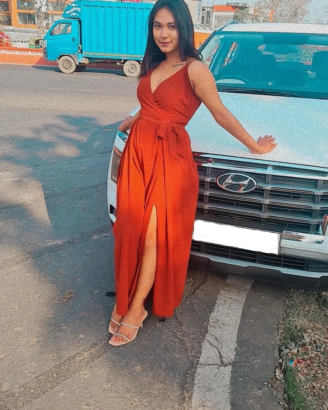 Call Girls Dwarka Sector 2 